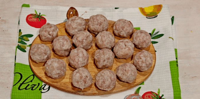 Chiftele fierte inducate