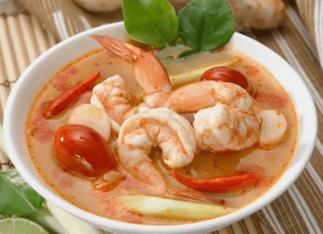 Supa tom yam cu creveți